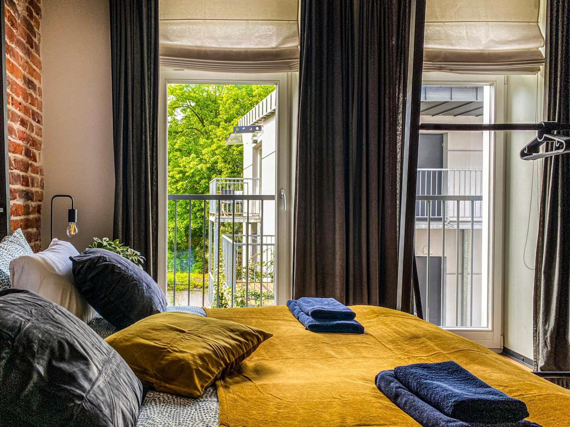 Cozy With Ac For Couples - Old Town Apartment